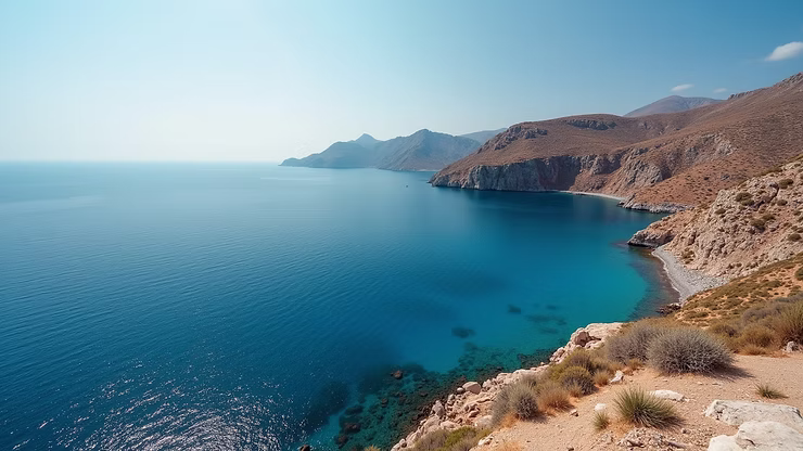 Ultimate Guide to the Bays of Santorini