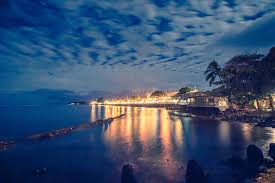 Lahaina Harbor, Maui (Night Fishing)